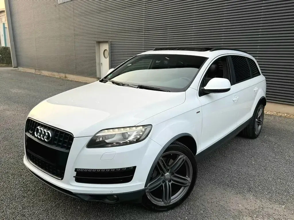 Używany Audi Q7 S-line plus 239 KM (175 kW) 2009 Biały SUV