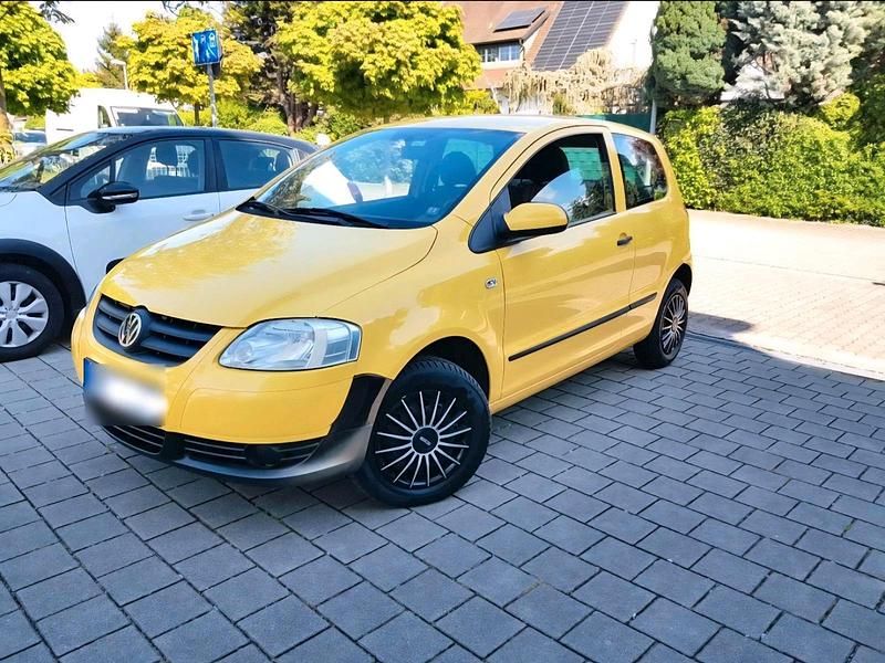Usata VW Fox 55 CV (40 kW) 2006 Giallo Utilitaria