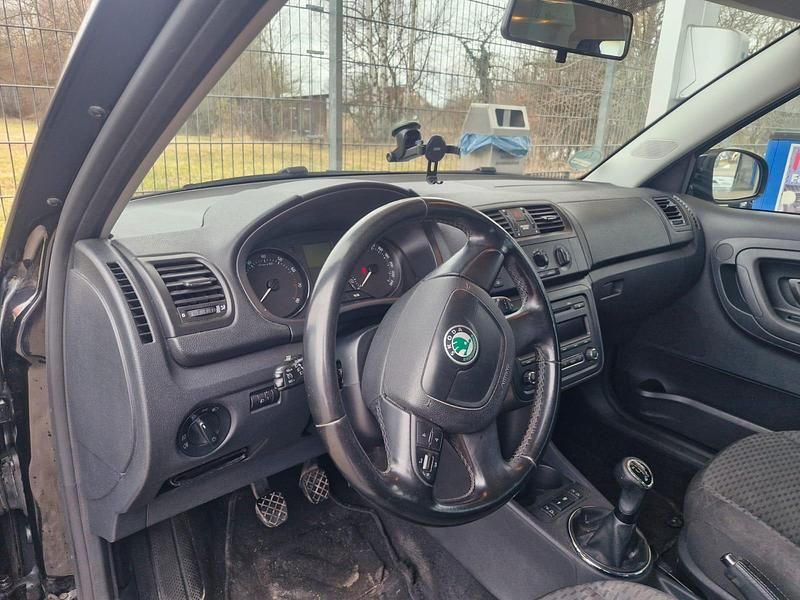 Gebraucht Skoda Fabia 75 PS (55 kW) 2010 Schwarz Kleinwagen