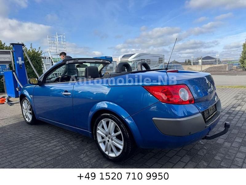 Gebraucht Renault Mégane Cabriolet Privilege 113 PS (83 kW) 2006 Blau Cabrio