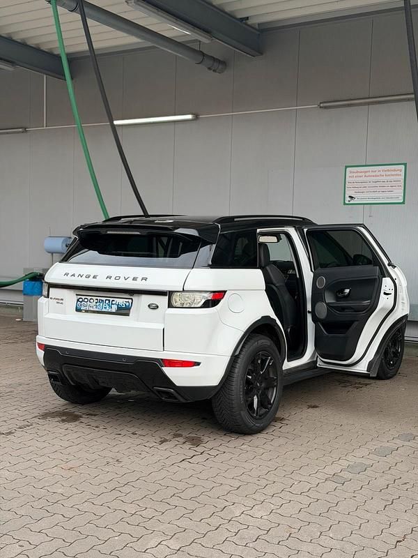Weiß Gebraucht 2014 Land Rover Range Rover evoque R-Dynamic Kleinwagen | 14.800 € (Fairer Preis) - Bild 1/4