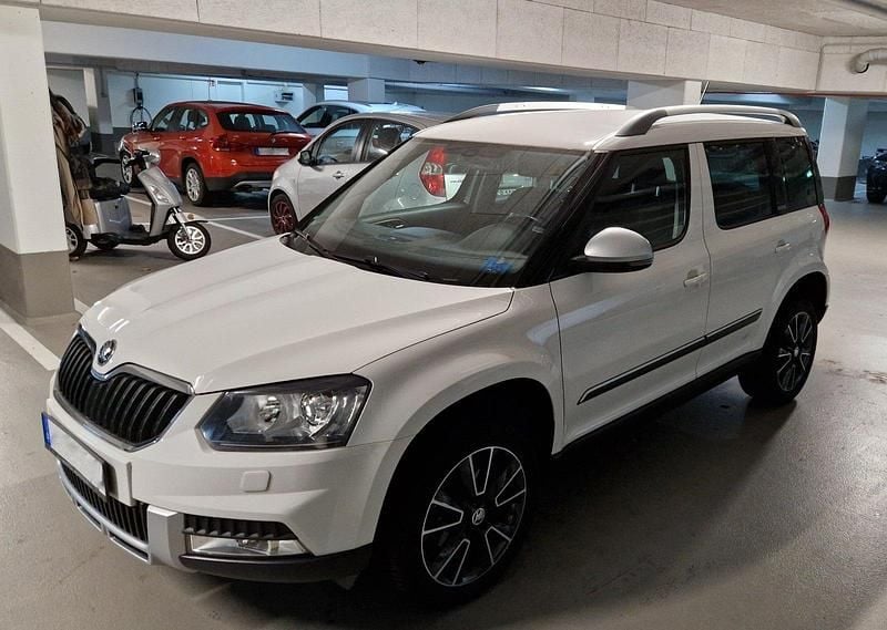 Weiß Gebraucht 2014 Skoda Yeti Adventure SUV | 8.500 € (Guter Preis) - Bild 1/4
