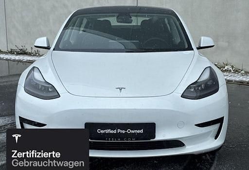 Gebraucht Tesla Model 3 Standard Range 205 kW (279 PS) 2021 Weiß Limousine