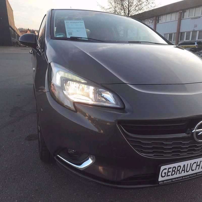 Gebraucht Opel Corsa Color Edition 101 PS (74 kW) 2015 Grau Kleinwagen