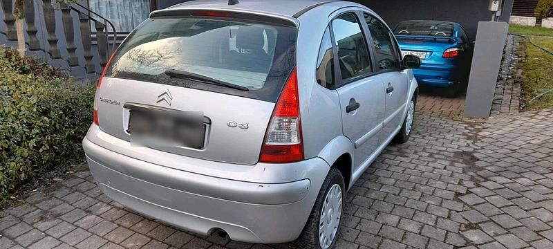 Gebraucht Citroën C3 60 PS (44 kW) 2009 Silber Kleinwagen