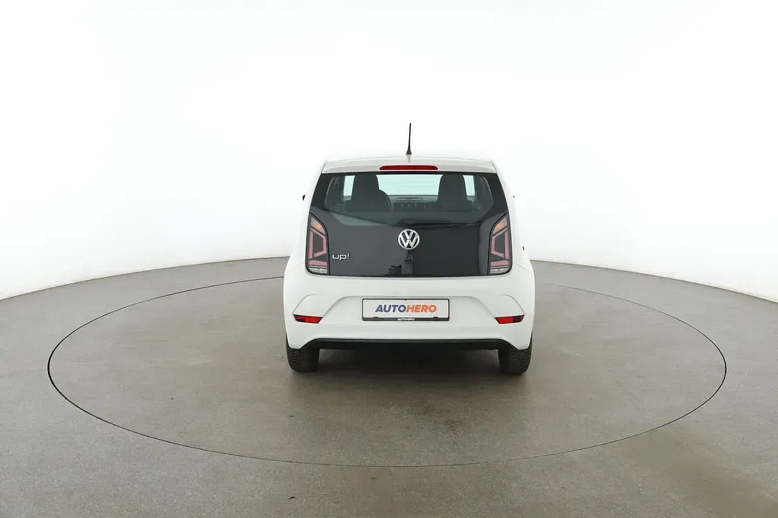 Gebraucht VW up! CLUB 75 PS (55 kW) 2017 Weiß Kleinwagen