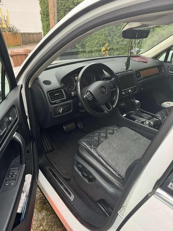 Używany VW Touareg Edition 204 KM (150 kW) 2017 Biały SUV