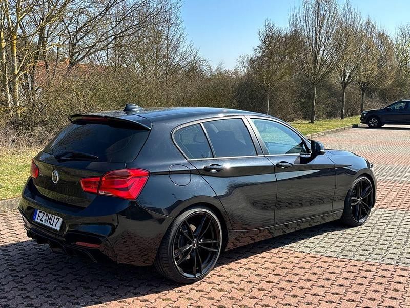Gebraucht BMW 116 Advantage 109 PS (80 kW) 2017 Schwarz Kleinwagen