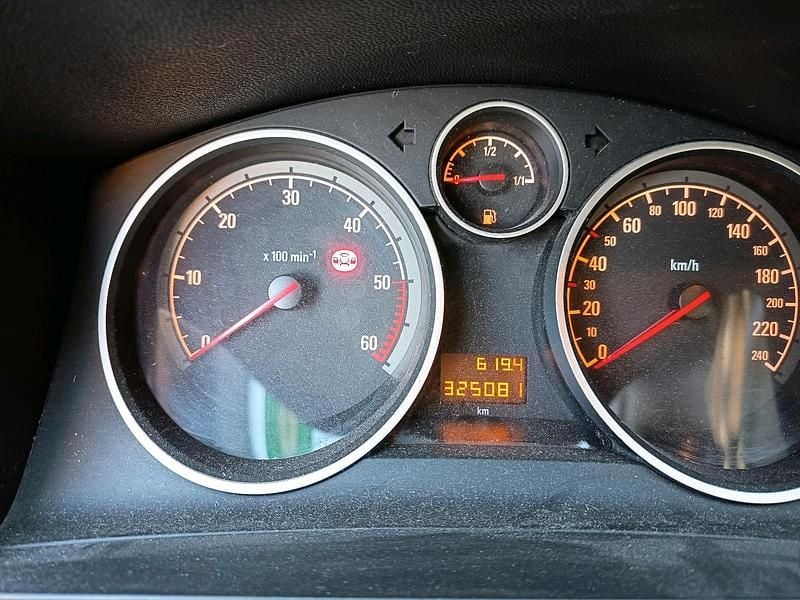 Gebraucht Opel Zafira 125 PS (91 kW) 2008 Schwarz Van / Kleinbus