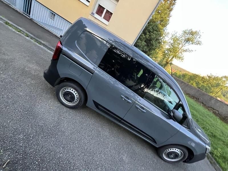 Gebraucht Renault Kangoo 95 PS (69 kW) 2023 Grau Van / Kleinbus