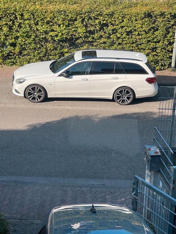 Gebraucht Mercedes E250 204 PS (150 kW) 2016 Weiß Kombi