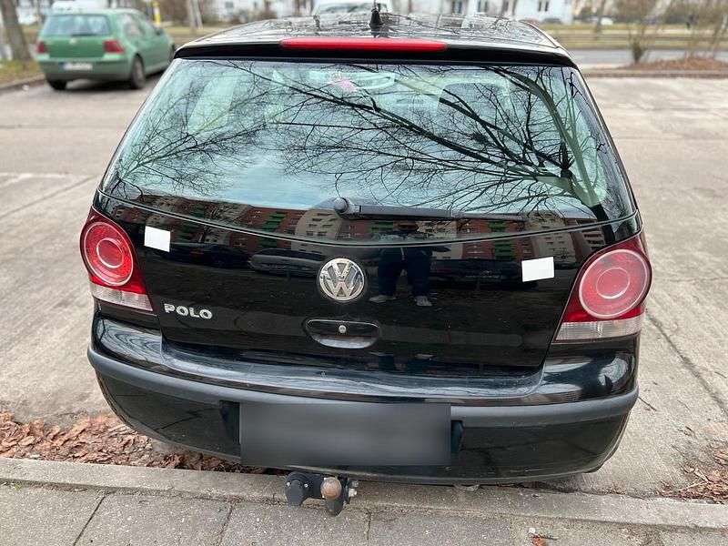 Gebraucht VW Polo 60 PS (44 kW) 2008 Schwarz Kleinwagen