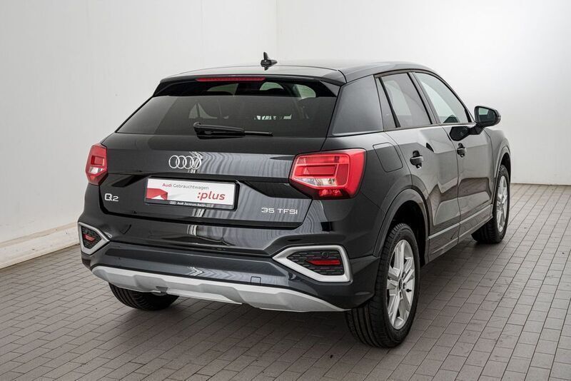 Gebraucht Audi Q2 Advanced Plus 150 PS (110 kW) 2024 Mythosschwarz metallic SUV