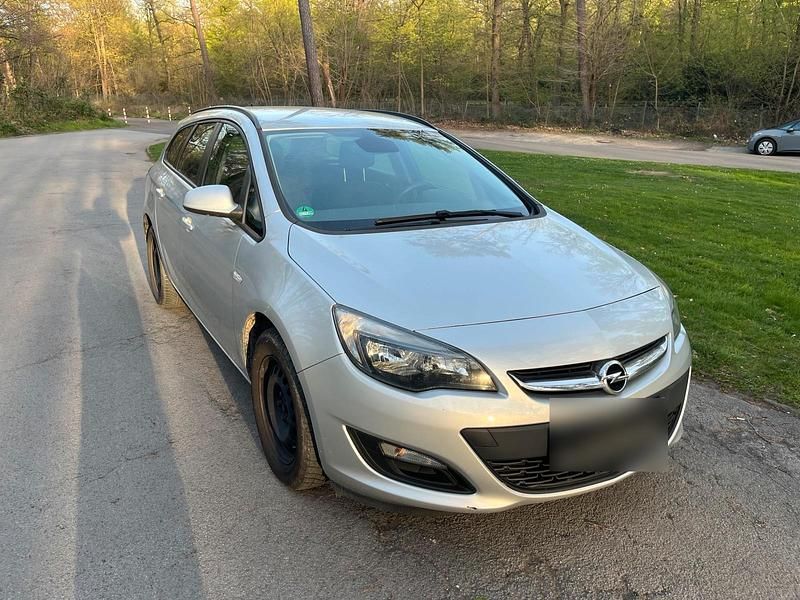 Gebraucht Opel Astra 110 PS (80 kW) 2015 Silber Kombi