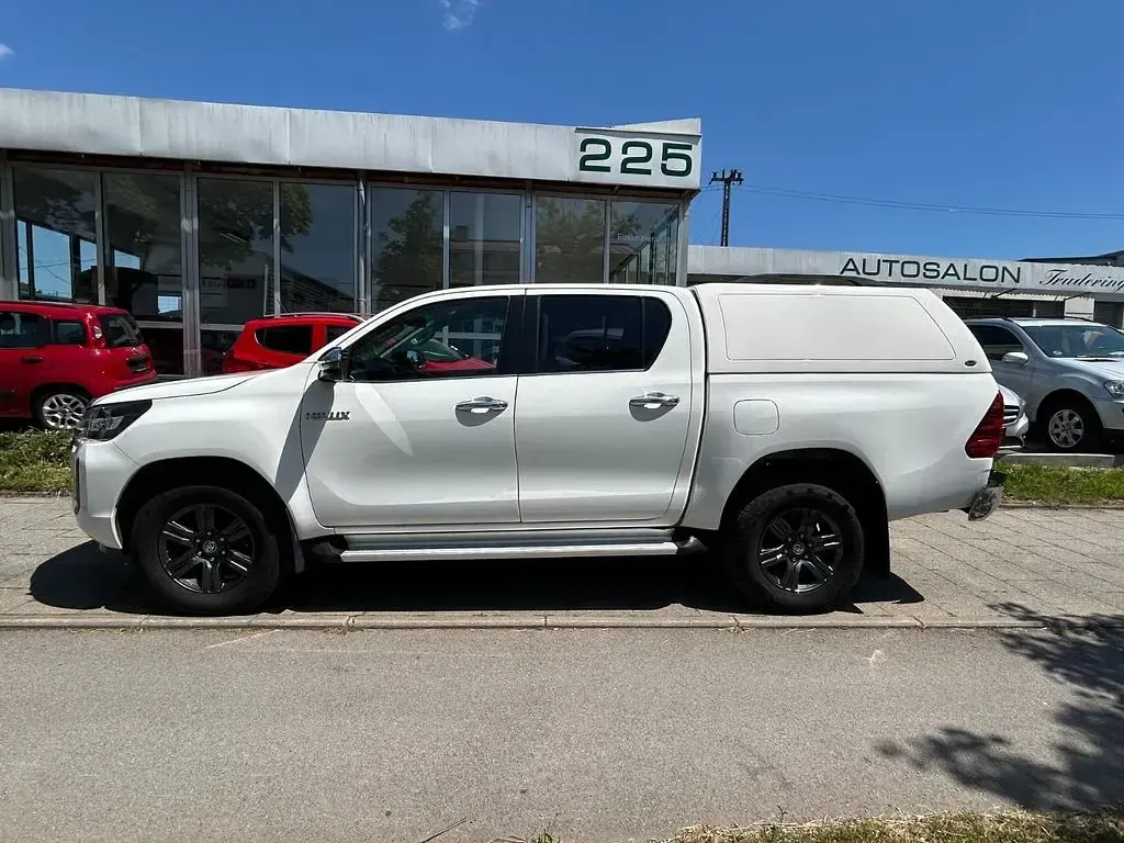 Gebraucht Toyota HiLux 150 PS (110 kW) 2022 Weiß Pickup