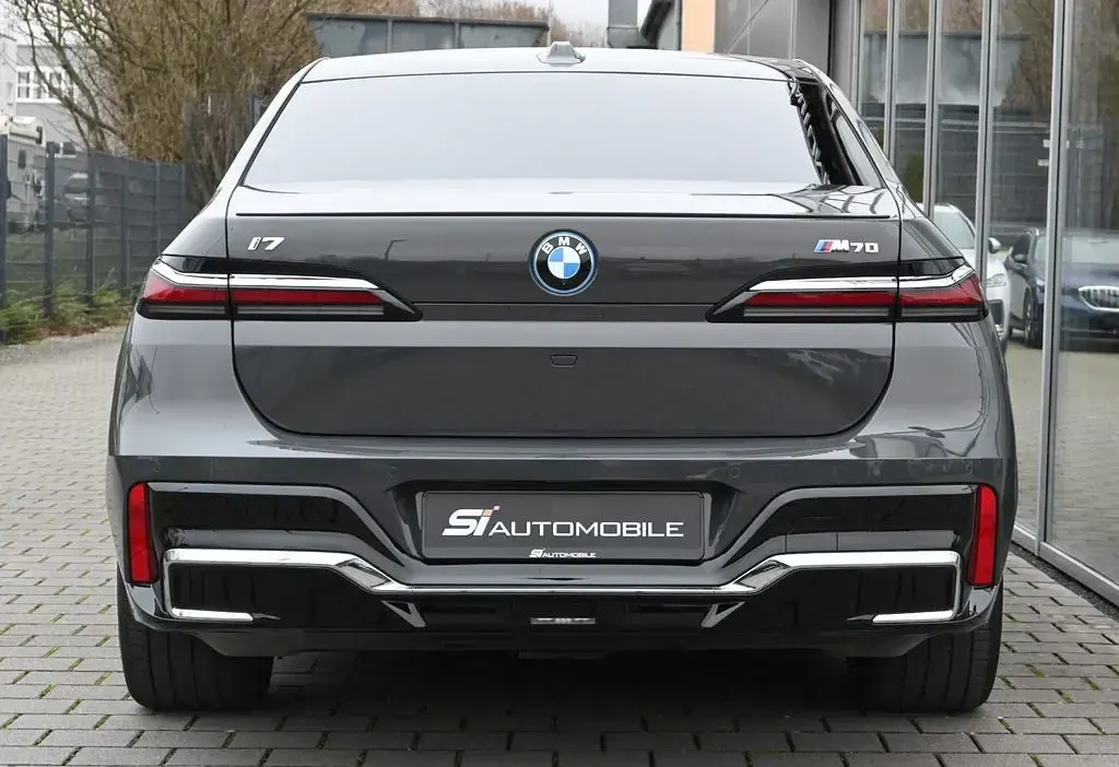 Gebraucht BMW i7 Performance 484 kW (659 PS) 2024 Grau Limousine