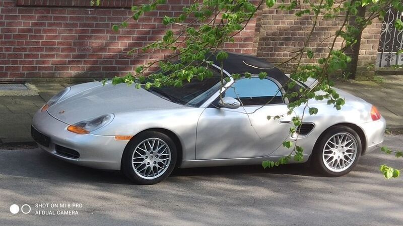 Silber Gebraucht 2000 Porsche Boxster Cabrio | 16.500 € (Fairer Preis) - Bild 1/4