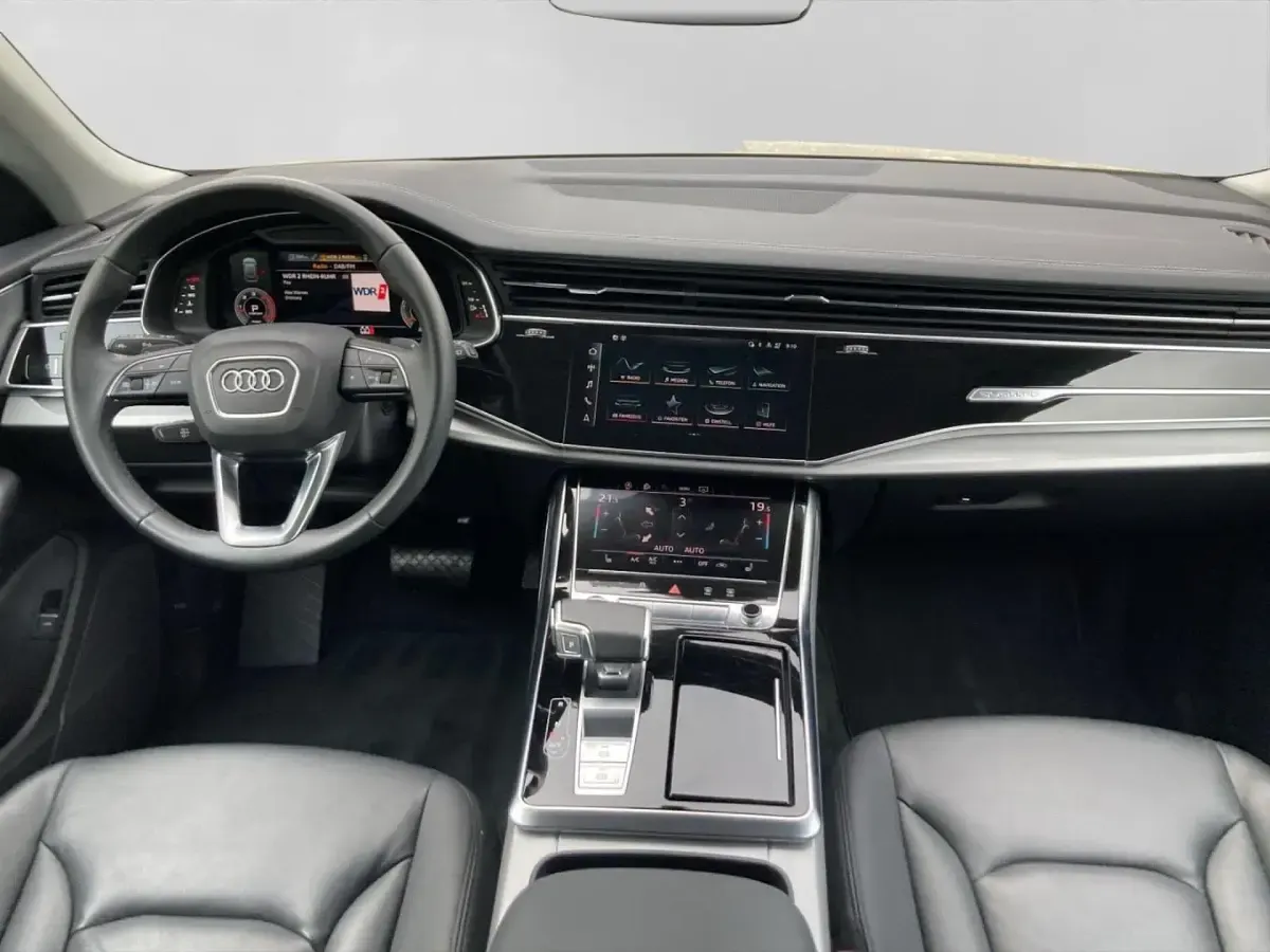 Gebraucht Audi Q8 Performance 286 PS (210 kW) 2023 Beige SUV