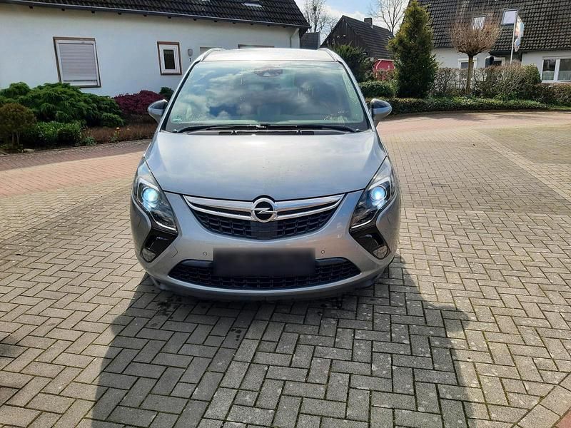 Gebraucht Opel Zafira 140 PS (102 kW) 2014 Grau Van / Kleinbus