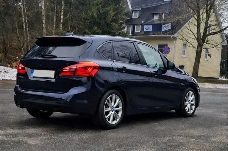 Gebraucht BMW 218 Advantage 150 PS (110 kW) 2015 Blau Kombi