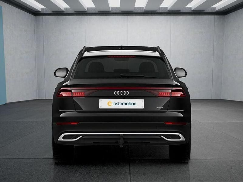 Gebraucht Audi Q8 286 PS (210 kW) 2023 Schwarz SUV