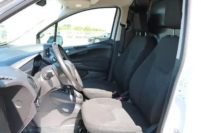 Gebraucht Ford Transit Trend 75 PS (55 kW) 2022 Andere Limousine
