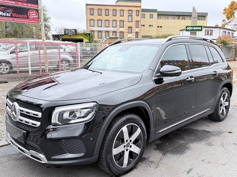 Schwarz Gebraucht 2020 Mercedes GLB220 SUV | 29.980 € (Fairer Preis) - Bild 1/4