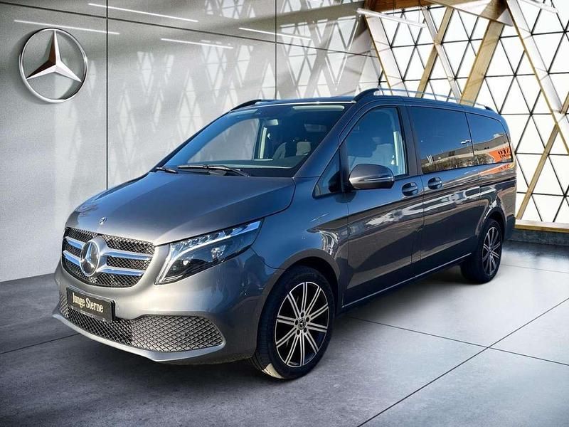 Gebraucht Mercedes V220 Edition 163 PS (119 kW) 2023 Grau Van / Kleinbus