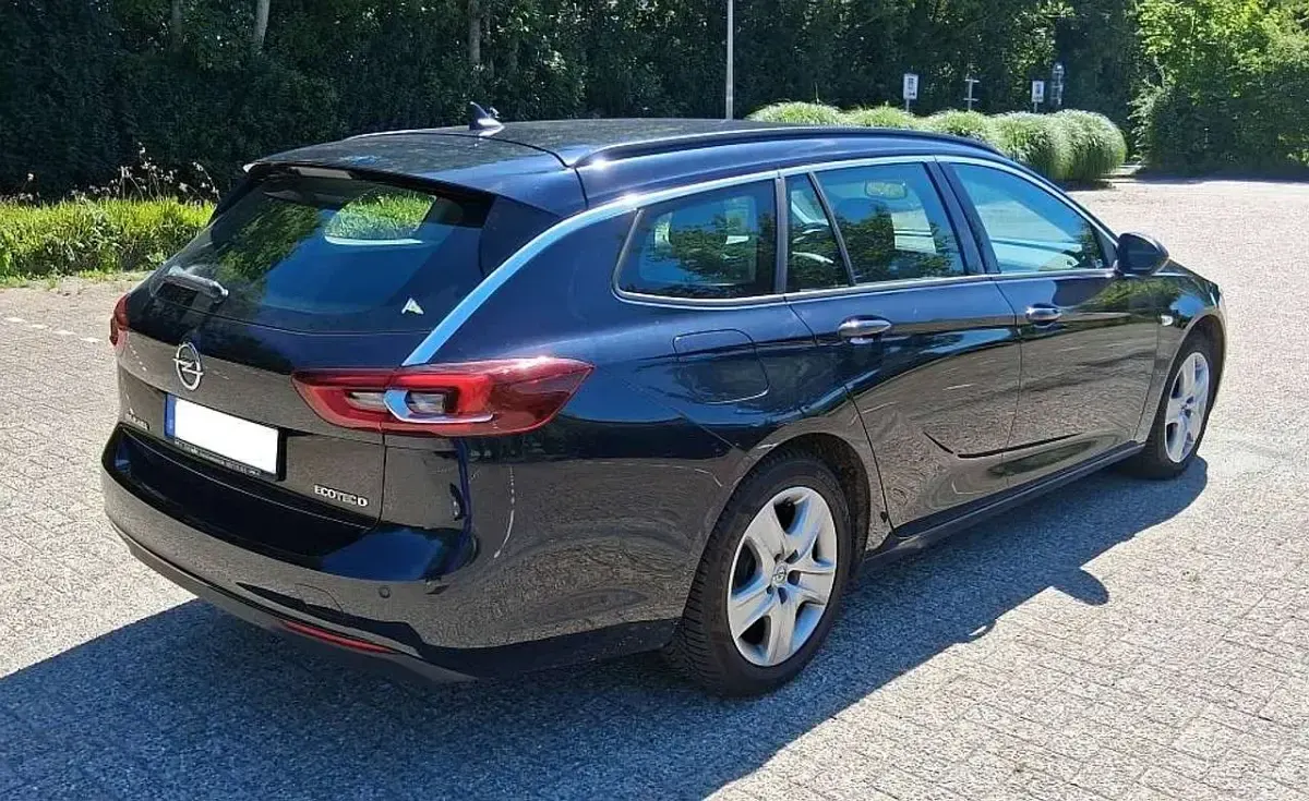 Gebraucht Opel Insignia Edition 110 PS (80 kW) 2018 Blau Kombi