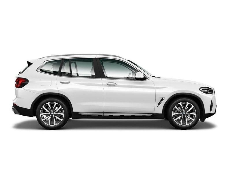 Gebraucht BMW X3 Sport Line 184 PS (135 kW) 2022 Alpinweiss iii SUV