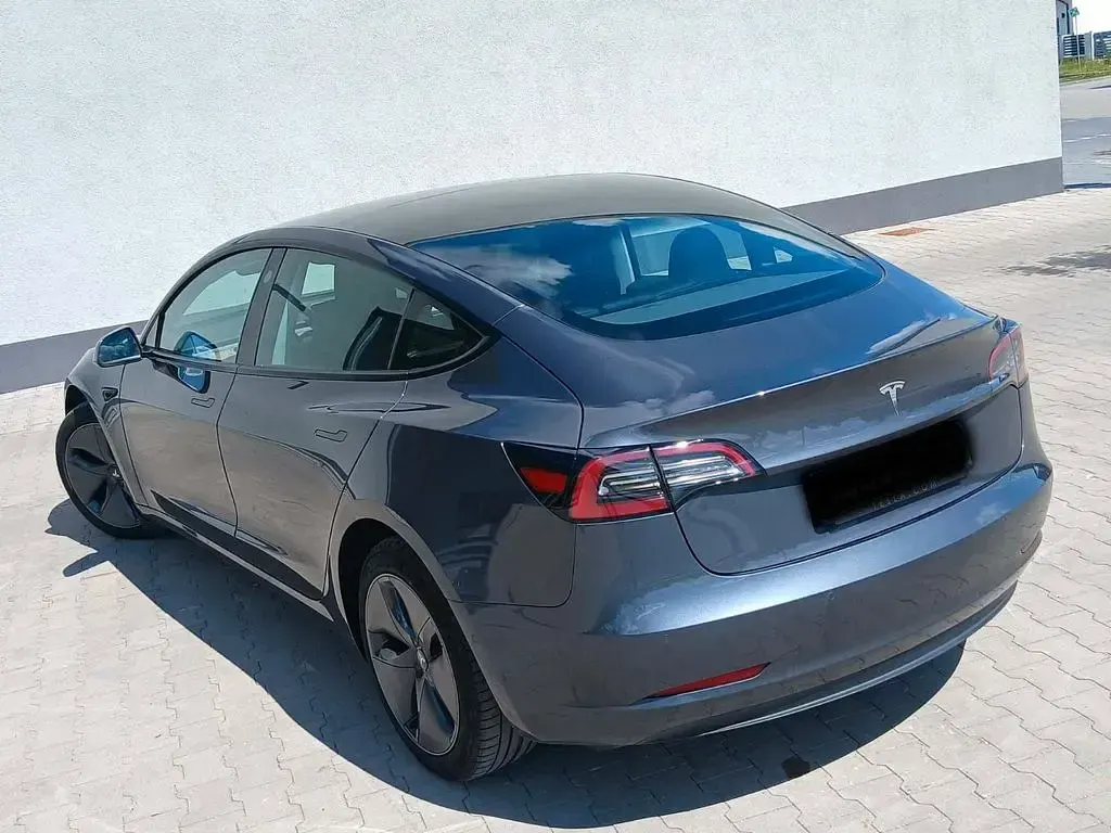Usado Tesla Model 3 RWD 208 kW (283 CV) 2022 Gris Berlina