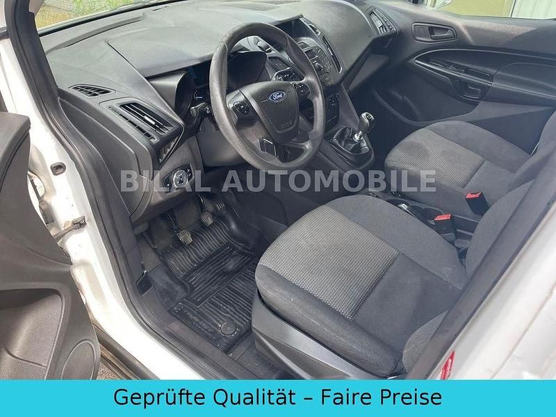 Gebraucht Ford Transit Connect 101 PS (74 kW) 2018 Weiß Van / Kleinbus