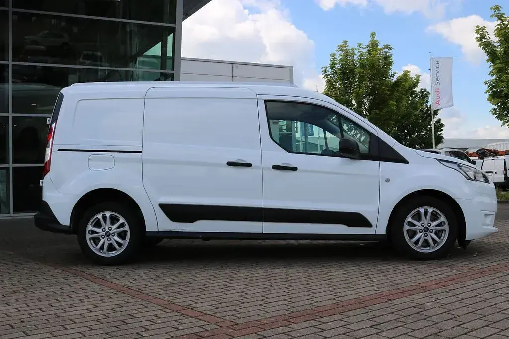 Używany Ford Transit Connect Trend 101 KM (74 kW) 2023 Biały Minivan