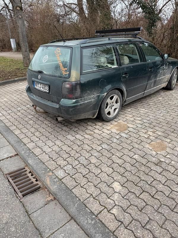 Gebraucht VW Passat 193 PS (141 kW) 1999 Grün Kombi
