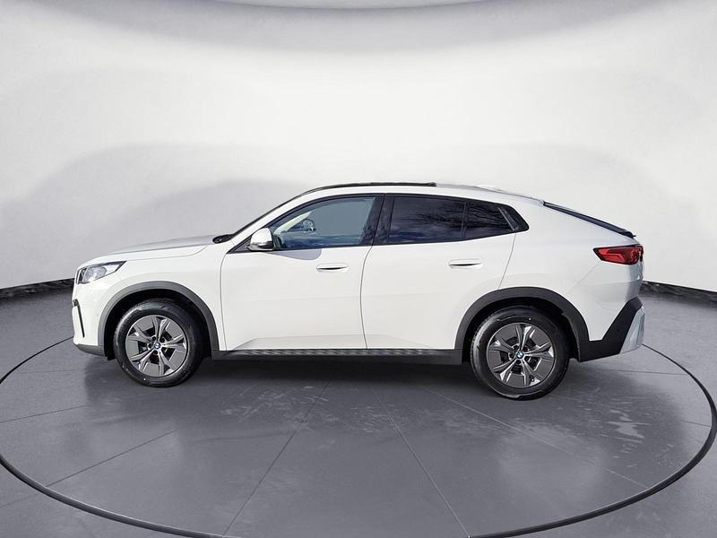 Neu BMW iX2 150 kW (204 PS) 2025 Weiß SUV