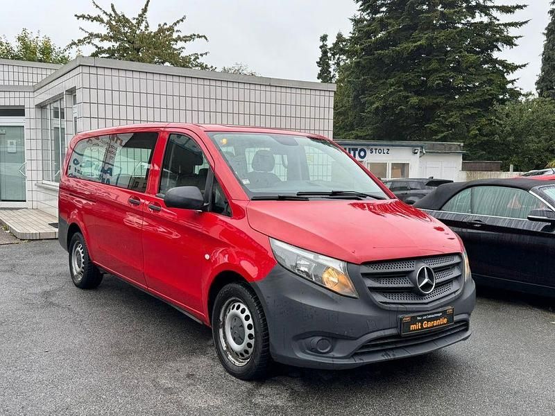 Gebraucht Mercedes Vito 163 PS (119 kW) 2015 Rot Van