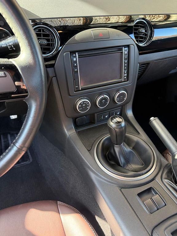 Gebraucht Mazda MX5 126 PS (92 kW) 2012 Braun Cabrio