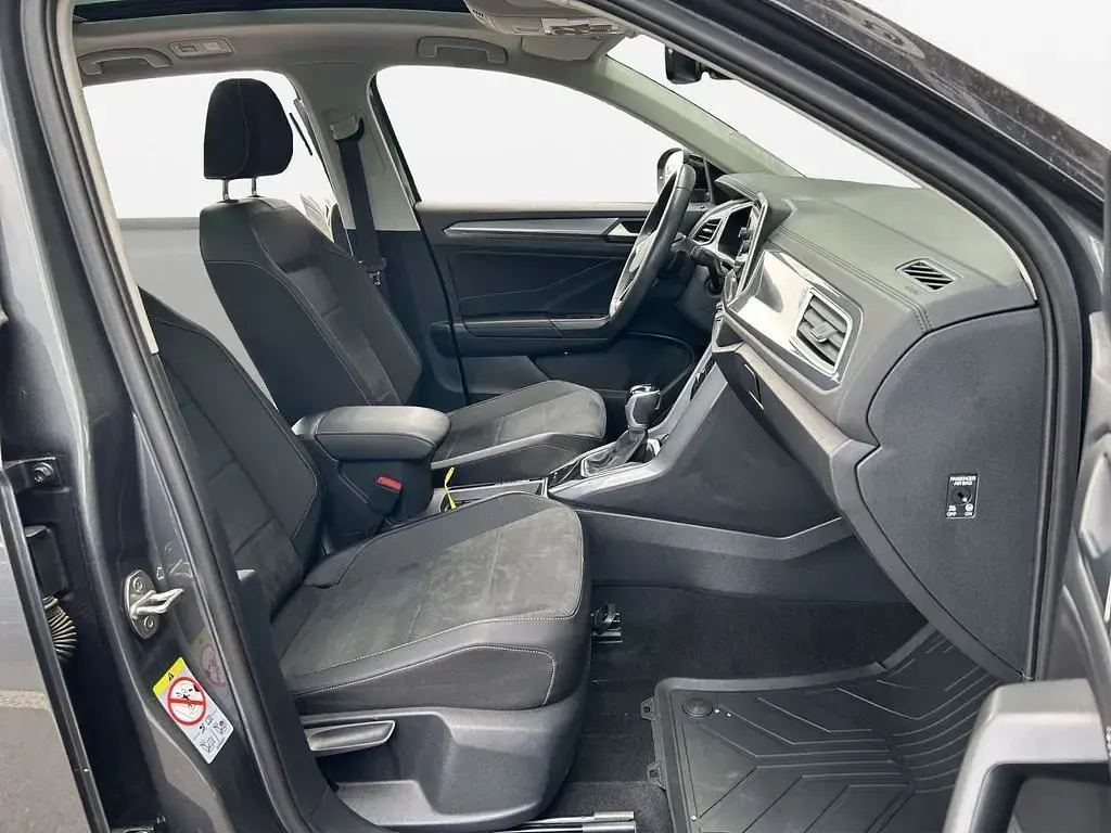 Gebraucht VW T-Roc IQ Drive 150 PS (110 kW) 2022 Grau SUV