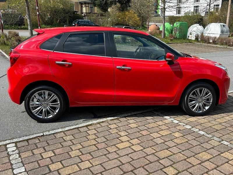 Second-hand Suzuki Baleno 112 CP (82 kW) 2017 Roșu Hatchback