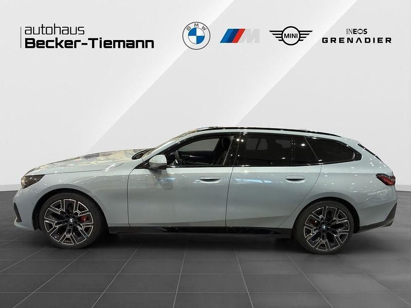 Neu BMW 540 Exclusive 286 PS (210 kW) 2025 Grau Limousine