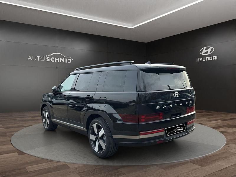 Gebraucht Hyundai Santa Fe Signature 215 PS (158 kW) 2025 Abyss black / mic SUV