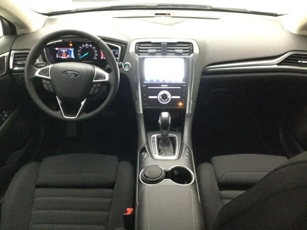 Gebraucht Ford Mondeo Titanium 188 PS (138 kW) 2021 Blau Kombi