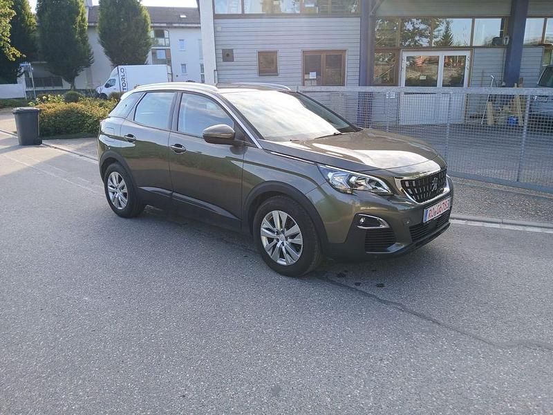 Grau Gebraucht 2017 Peugeot 3008 Active SUV | 10.900 € (Teuer) - Bild 1/4