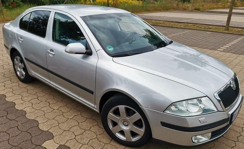 Gebraucht Skoda Octavia Classic 105 PS (77 kW) 2006 Silber Limousine