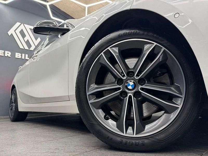 Gebraucht BMW 120 Sport Line 190 PS (139 kW) 2019 Weiß Kleinwagen
