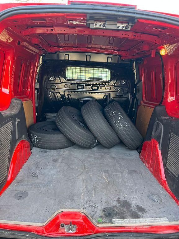 Gebraucht Ford Transit Connect 114 PS (83 kW) 2015 Rot Van / Kleinbus