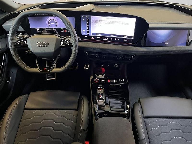 Neu Audi A6 e-tron Business 269 kW (367 PS) 2026 Beige Kombi