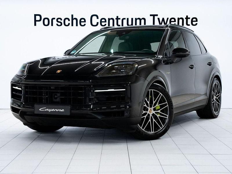 Schwarz Gebraucht 2024 Porsche Cayenne SUV | 96.679 € (Guter Preis) - Bild 1/4