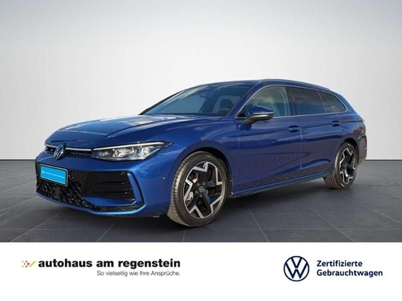 Blau Gebraucht 2025 VW Passat R-line Kombi | 42.940 € (Teuer) - Bild 1/4