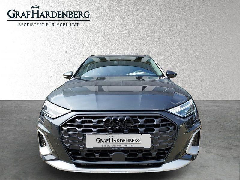 Gebraucht Audi A3 Ambiente 150 PS (110 kW) 2025 Manhattangrau metallic Limousine